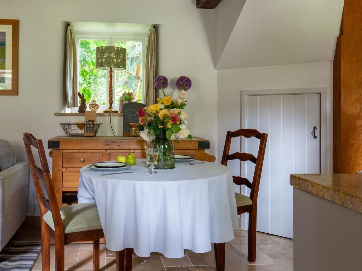 Climbing Rose Cottage - Dog Friendly - Peaceful Cotswold Cottage Adlestrop Exterior foto
